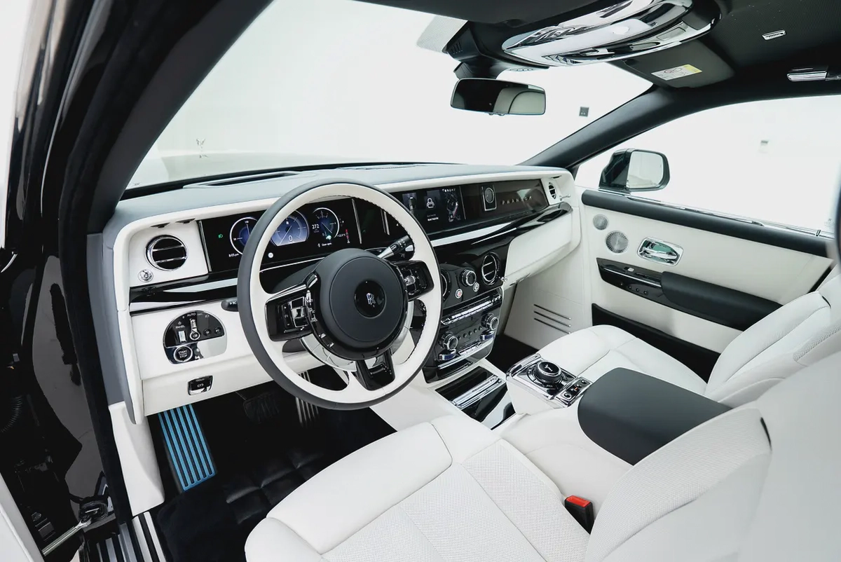 2025 ROLLS ROYCE PHANTOM  | HIGH SPECS | VIP REAR SEATS-12-12
