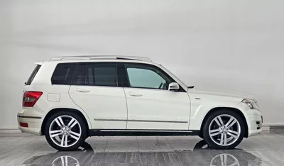 Mercedes Benz GLK300 GE GCC - MERCEDES-BENZ - GLK 300 3.5L-6CYL - PANORAMIC ROOF - EXCELLENT CONDITION --2