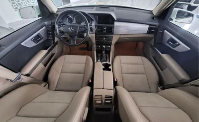 Mercedes Benz GLK300 GE GCC - MERCEDES-BENZ - GLK 300 3.5L-6CYL - PANORAMIC ROOF - EXCELLENT CONDITION --8