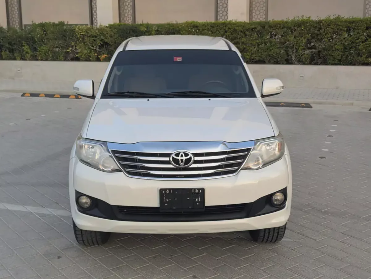 Toyota Fortuner 2012 EXR | GCC Specs | Excellent Condition-2-2