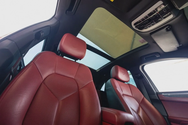 Porsche Macan S