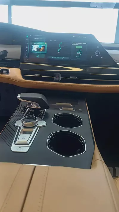 2023 CHANGAN UNI K  PLATINUM WITH 360 DEGREE CAMERA/FULLY LOADED BRAND NEW ZERO KM-10