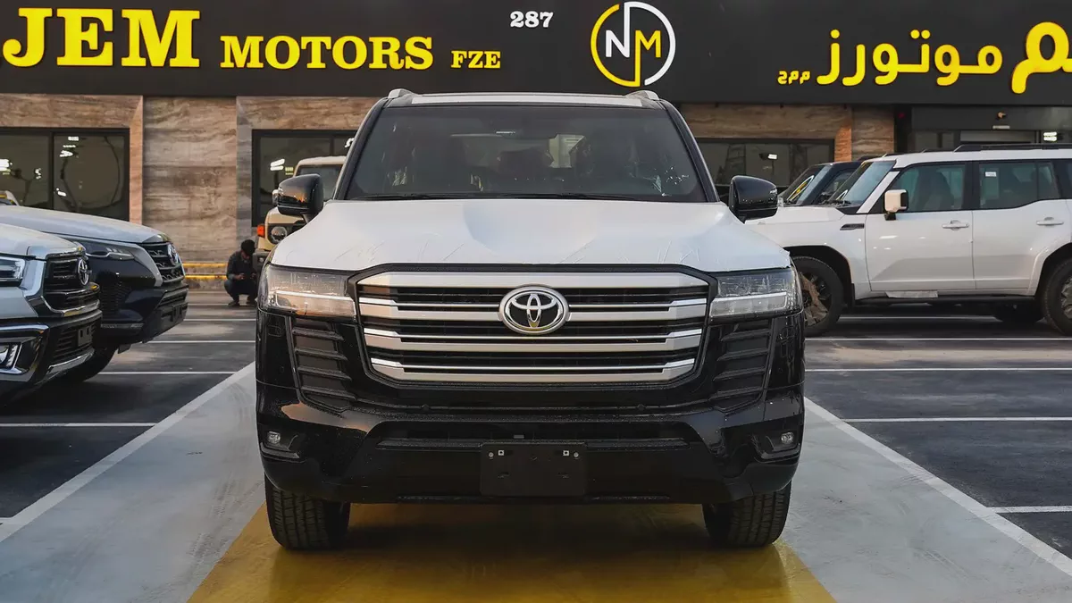 2026 Toyota Land Cruiser GXR 4.0L WITHOUT RADAR GCC Specs-1-1