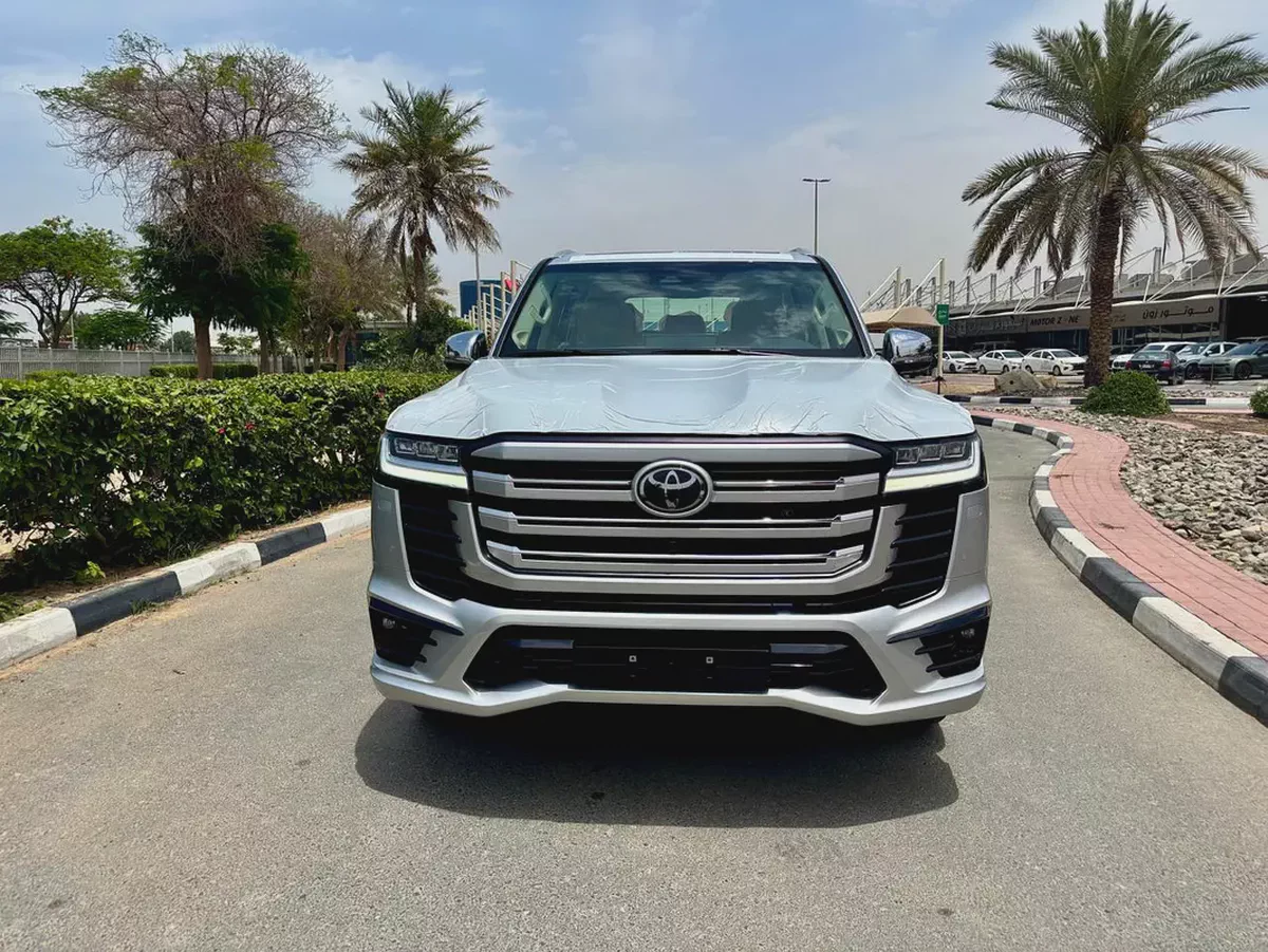 Toyota Land Cruiser VXR 2026 4.0  GCC Specs - Brand New!