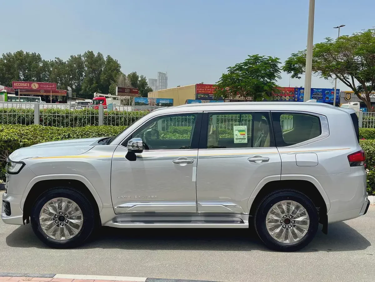 Toyota Land Cruiser VXR 2026 4.0  GCC Specs - Brand New!-2-2
