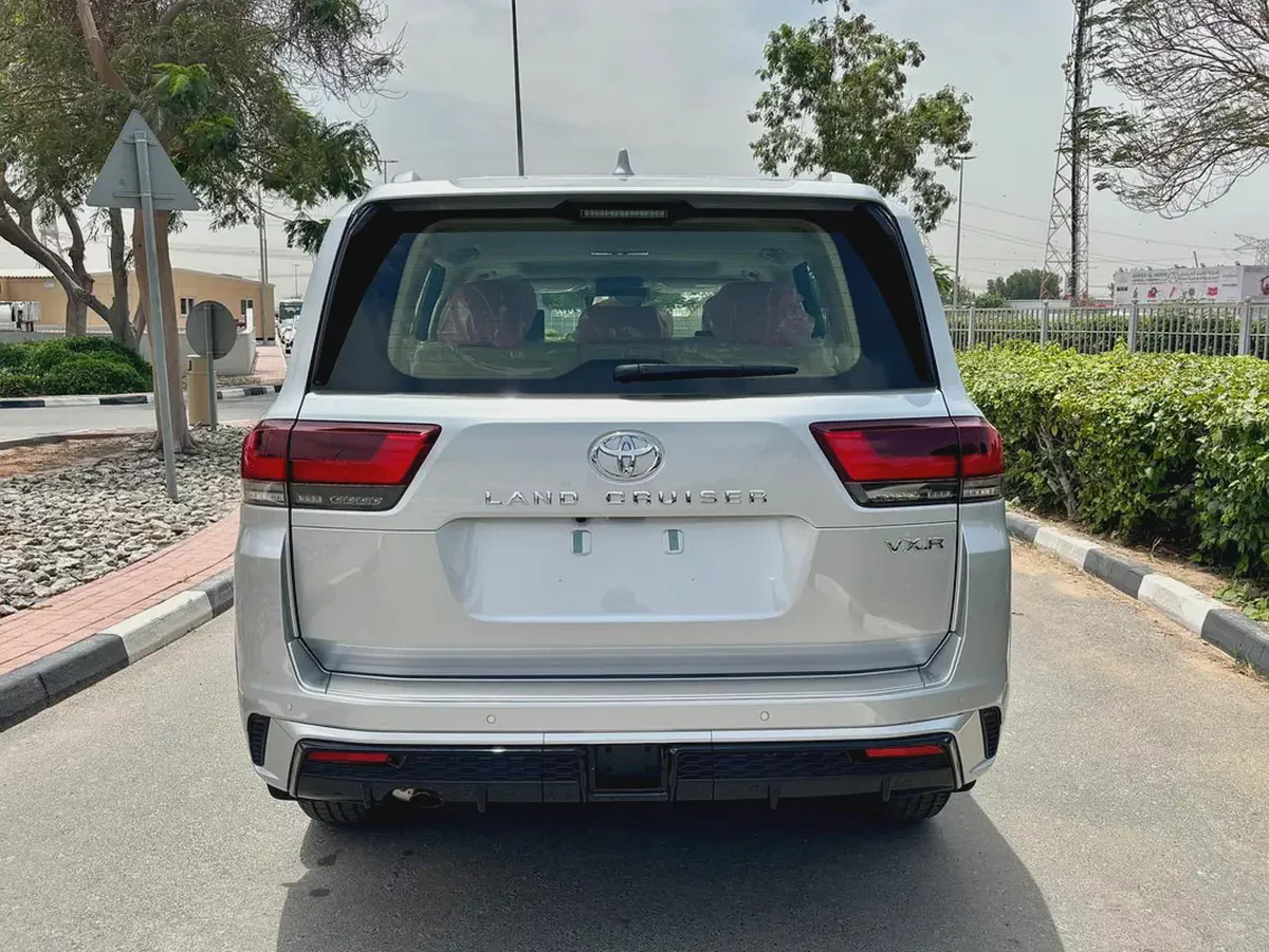 Toyota Land Cruiser VXR 2026 4.0  GCC Specs - Brand New!-7-7