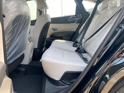 HYUNDAI TUCSON 1.6 TURBO PREMIER PLUS GCC-3