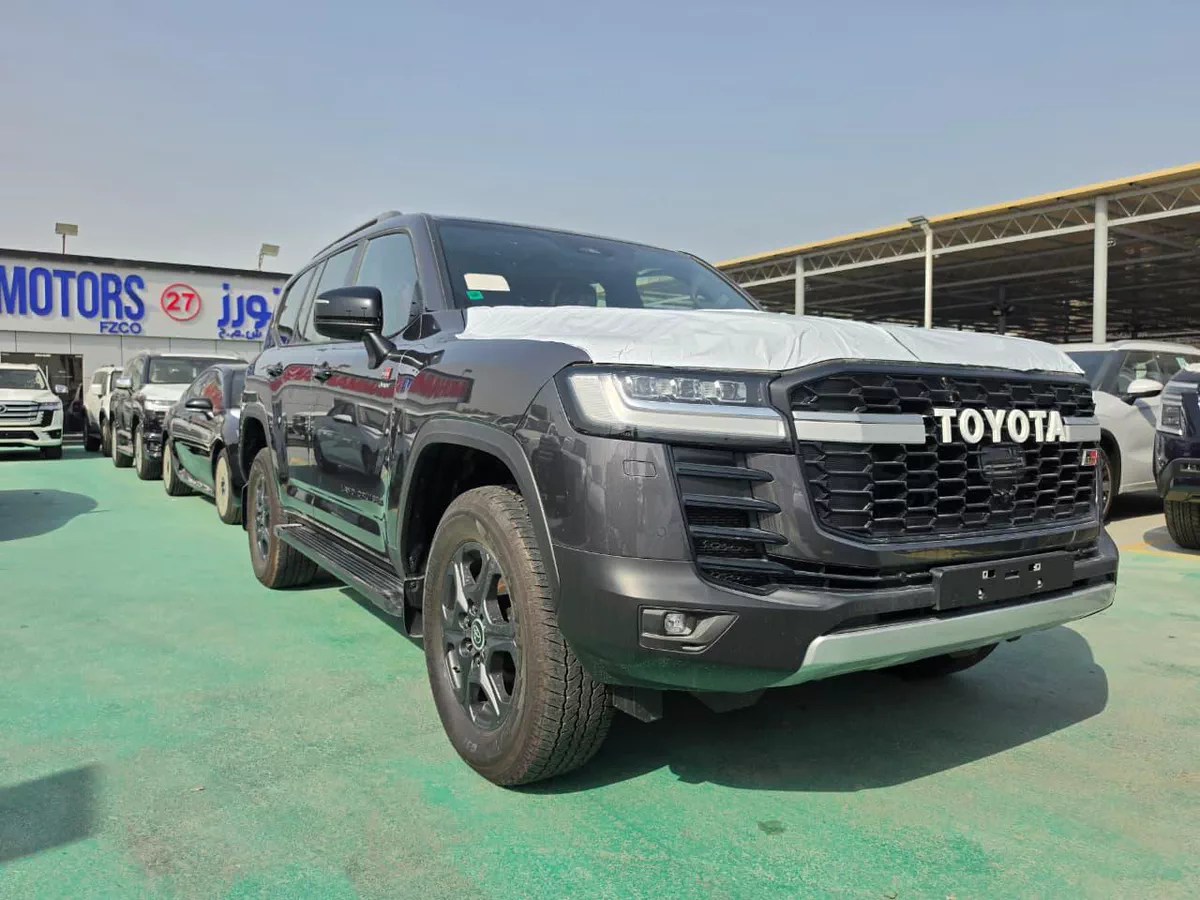 TOYOTA LAND CRUISER GR SPORT PETROL 2026-3-3