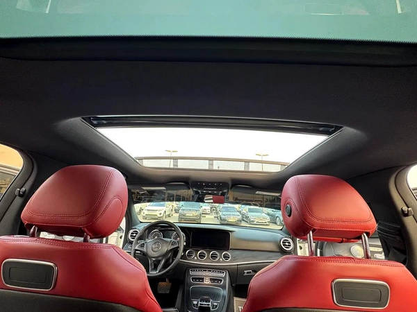 Mercedes-Benz E 300 2018, American Specs