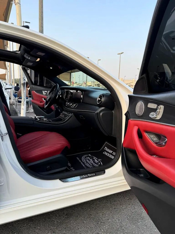 Mercedes-Benz E 300 2018, American Specs