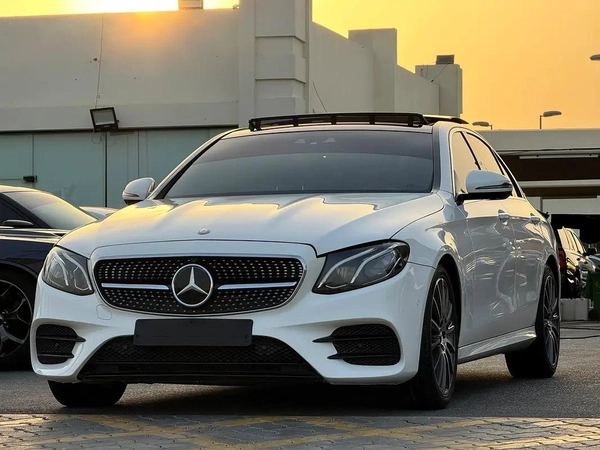 Mercedes-Benz E 300 2018, American Specs