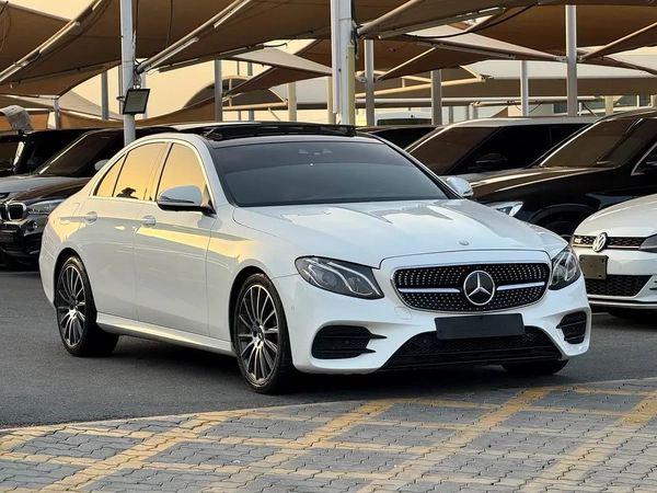 Mercedes-Benz E 300 2018, American Specs