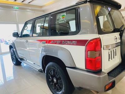 Nissan Patrol Safari Super Safari 2020 GCC Specs-9
