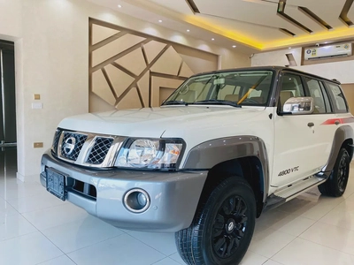 Nissan Patrol Safari Super Safari 2020 GCC Specs-16