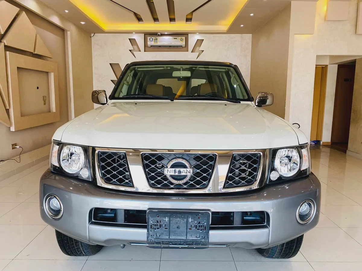 Nissan Patrol Safari Super Safari 2020 GCC Specs-3-3