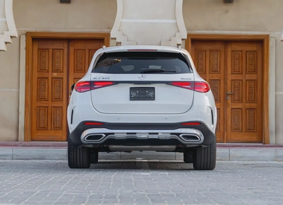 2024 Mercedes-Benz GLC 300 4MATIC, American Specs - GCC Ready!-6