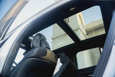 2024 Mercedes-Benz GLC 300 4MATIC, American Specs - GCC Ready!-14