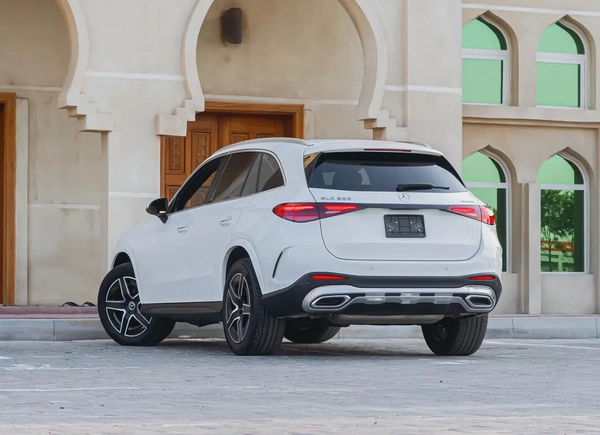 2024 Mercedes-Benz GLC 300 4MATIC, American Specs - GCC Ready!