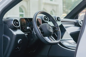 2024 Mercedes-Benz GLC 300 4MATIC, American Specs - GCC Ready!