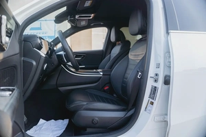 2024 Mercedes-Benz GLC 300 4MATIC, American Specs - GCC Ready!