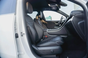 2024 Mercedes-Benz GLC 300 4MATIC, American Specs - GCC Ready!