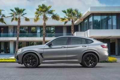 3,525 P.M | X4 M-Competition | BMW Service History | 0% Downpayment | Warranty-1