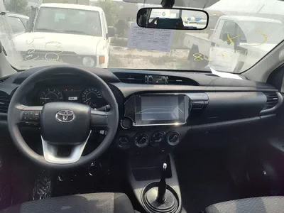 Toyota Hilux NARROW BODY TOYOTA HILUX || NARROW BODY || 2.4L DIESEL MANUAL / Only For Africa-9