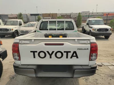 Toyota Hilux NARROW BODY TOYOTA HILUX || NARROW BODY || 2.4L DIESEL MANUAL / Only For Africa-3
