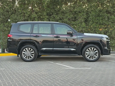 Toyota Land Cruiser GXR-2