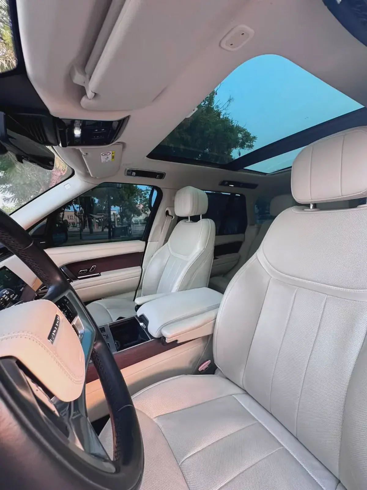 2023 Vogue SE GCC Specs Al Tayer Warranty and service-9-9