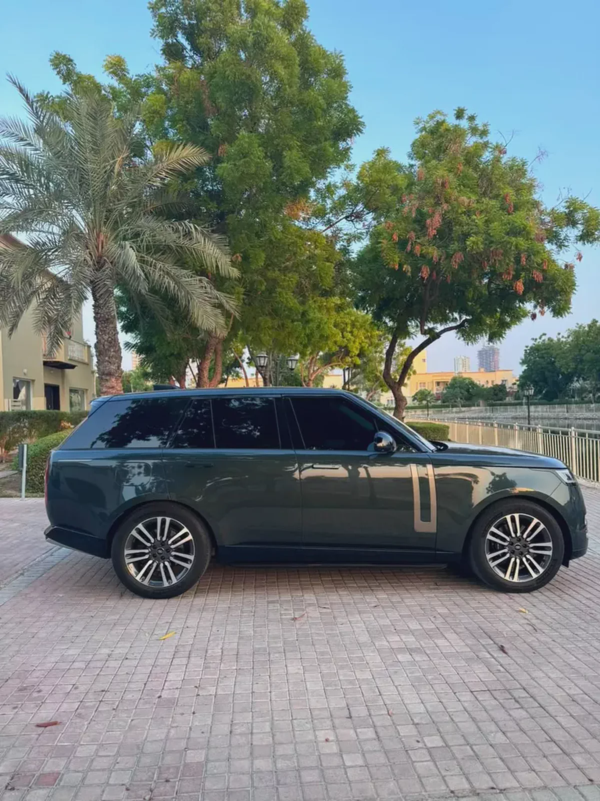2023 Vogue SE GCC Specs Al Tayer Warranty and service-13-13