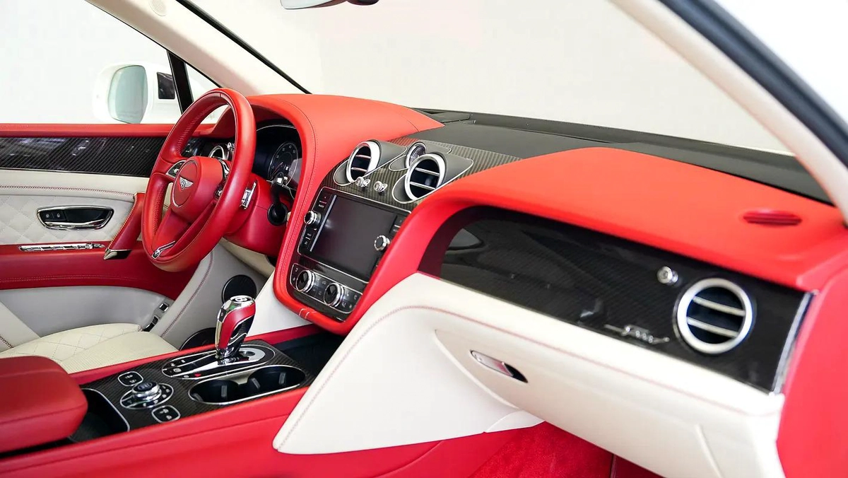 Bentley Bentayga W12 Speed-5-5