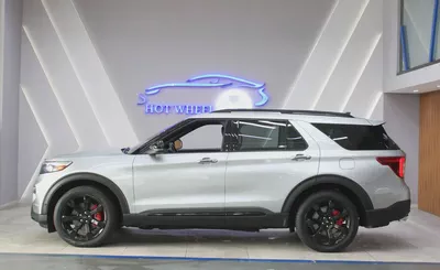 Ford Explorer ST 2022 GCC Specs - Low Mileage - Full Service History-6