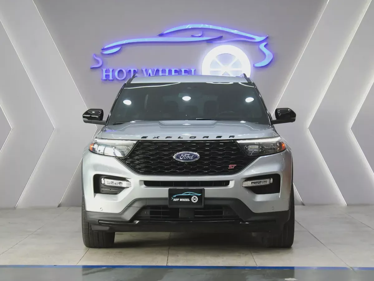 Ford Explorer ST 2022 GCC Specs - Low Mileage - Full Service History-1-1