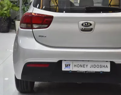 AED 575 EMi at 0% DP | KIA Rio ( 2021 Model ) in Silver Color GCC Specs-7