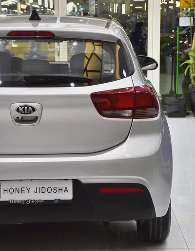 AED 575 EMi at 0% DP | KIA Rio ( 2021 Model ) in Silver Color GCC Specs-8