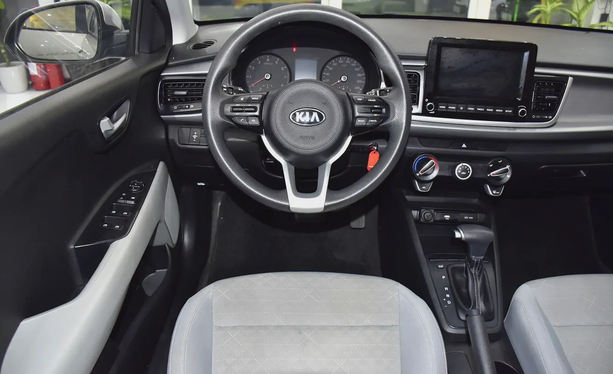 AED 575 EMi at 0% DP | KIA Rio ( 2021 Model ) in Silver Color GCC Specs-11-11