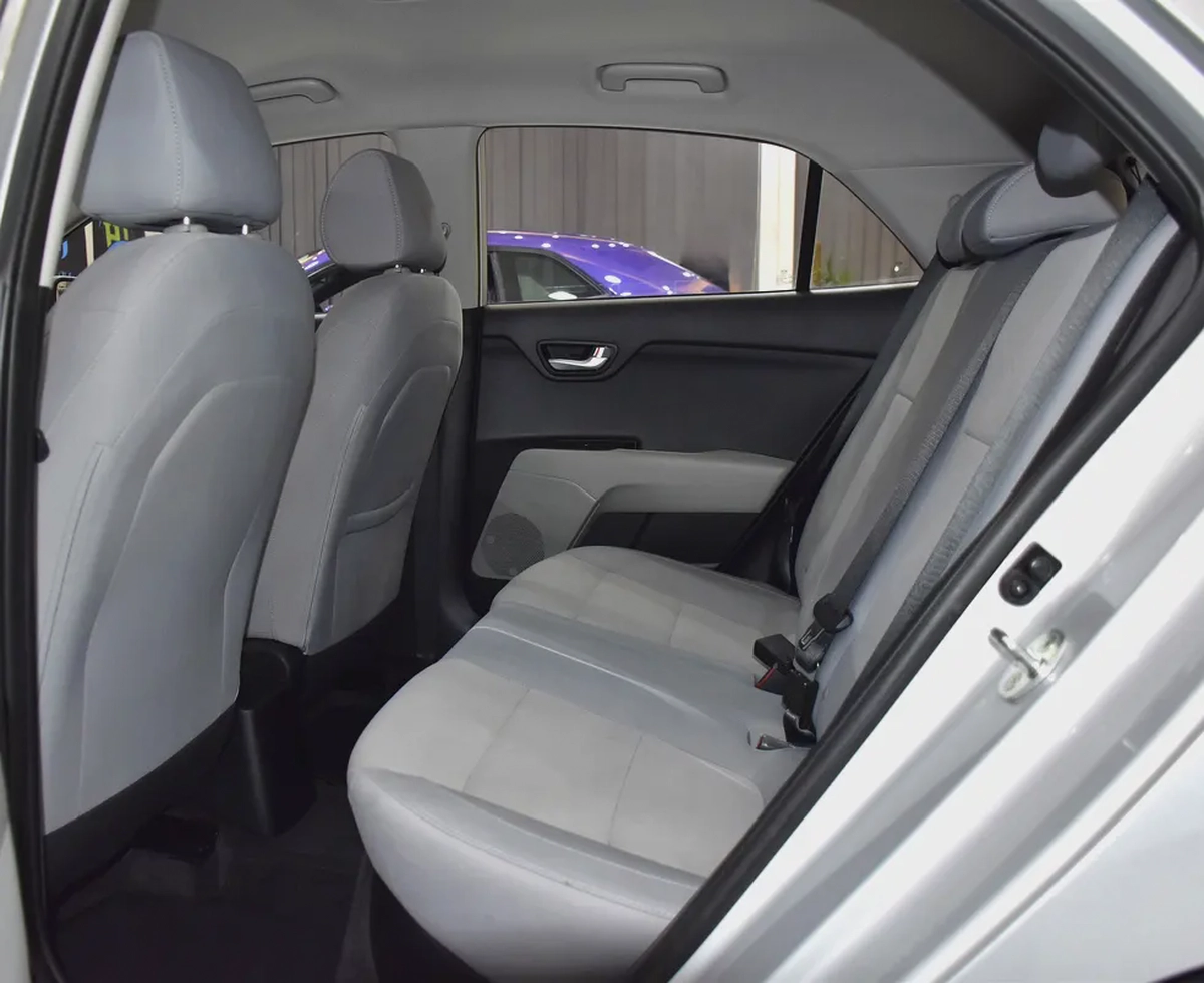 AED 575 EMi at 0% DP | KIA Rio ( 2021 Model ) in Silver Color GCC Specs-15-15