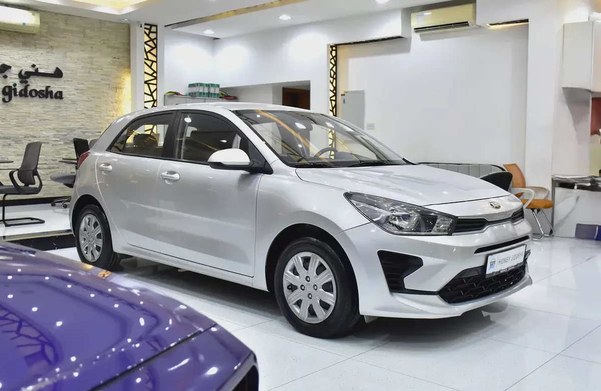 AED 575 EMi at 0% DP | KIA Rio ( 2021 Model ) in Silver Color GCC Specs-2-2