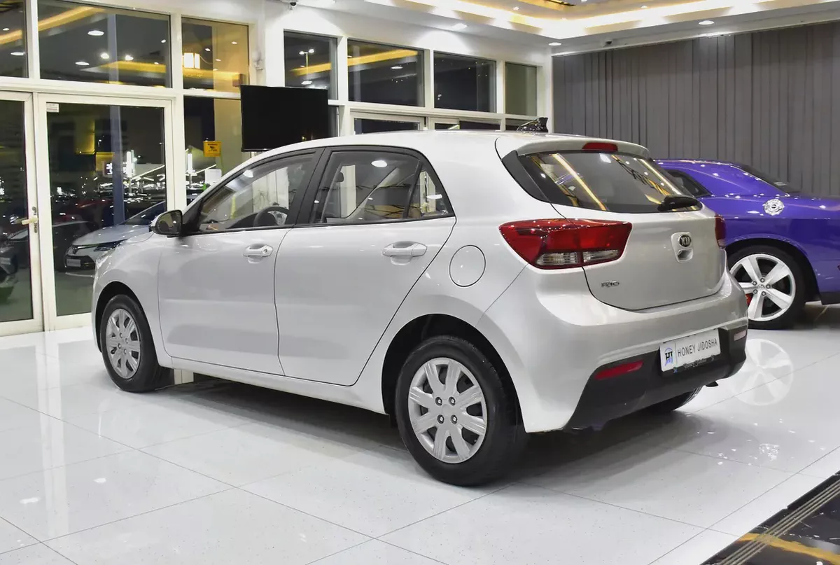 AED 575 EMi at 0% DP | KIA Rio ( 2021 Model ) in Silver Color GCC Specs-6-6