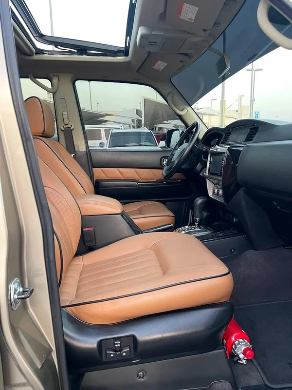 نيسان بترول سوبر سفاري Nissan Patrol Safari Super Safari 2021 - GCC Specs - Pristine Condition