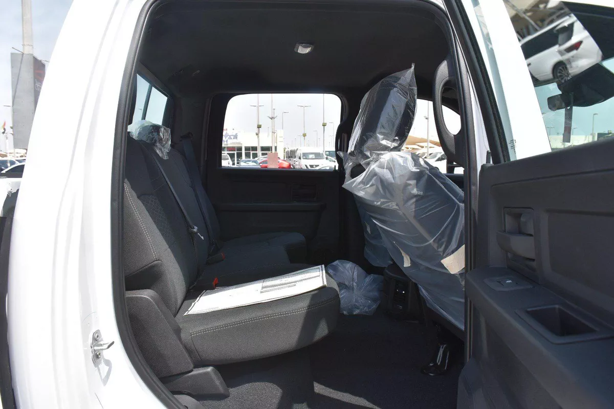 ( NEW ) RAM 2500 TRADESMAN ( 6.4 ) WHITE | 2025-6-6