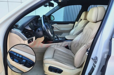 2014 BMW X5 XDrive50i (7 Seater / 2 keys available)-10