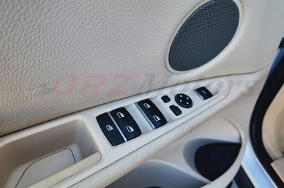 2014 BMW X5 XDrive50i (7 Seater / 2 keys available)-11