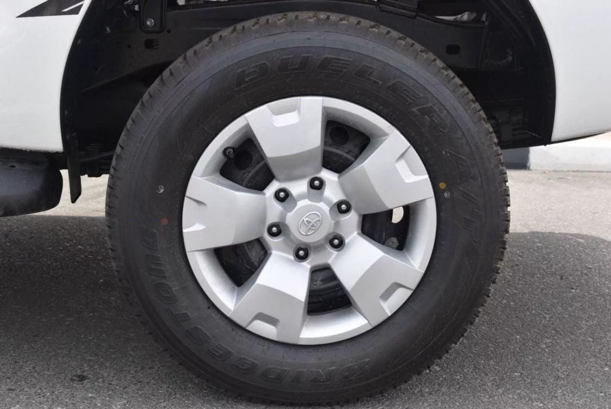 Toyota Hilux SGLX TOYOTA HILUX 2.4 med options power window-10-0