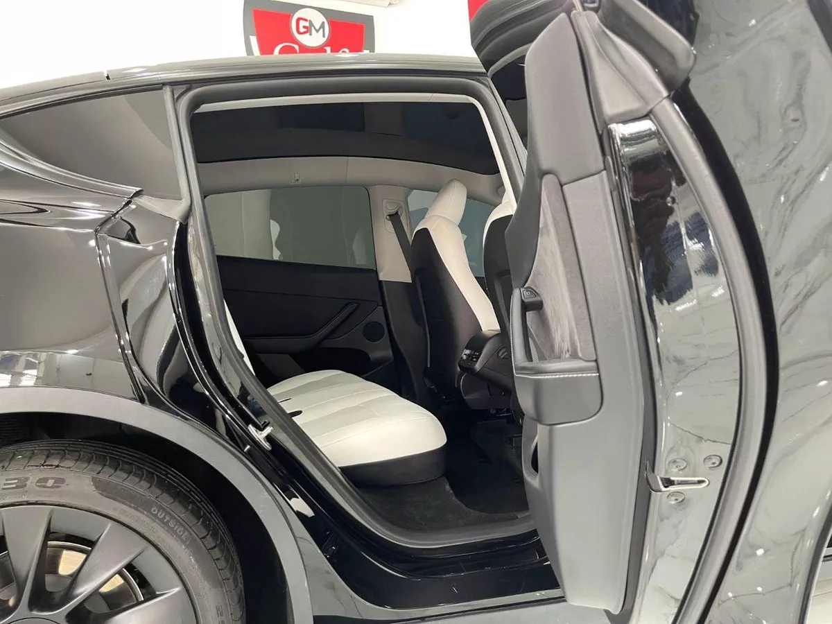 Tesla Model Y LONG RANGE AWD GCC SPECIFICATION -TESLA CENTRE DUBAI-15-0