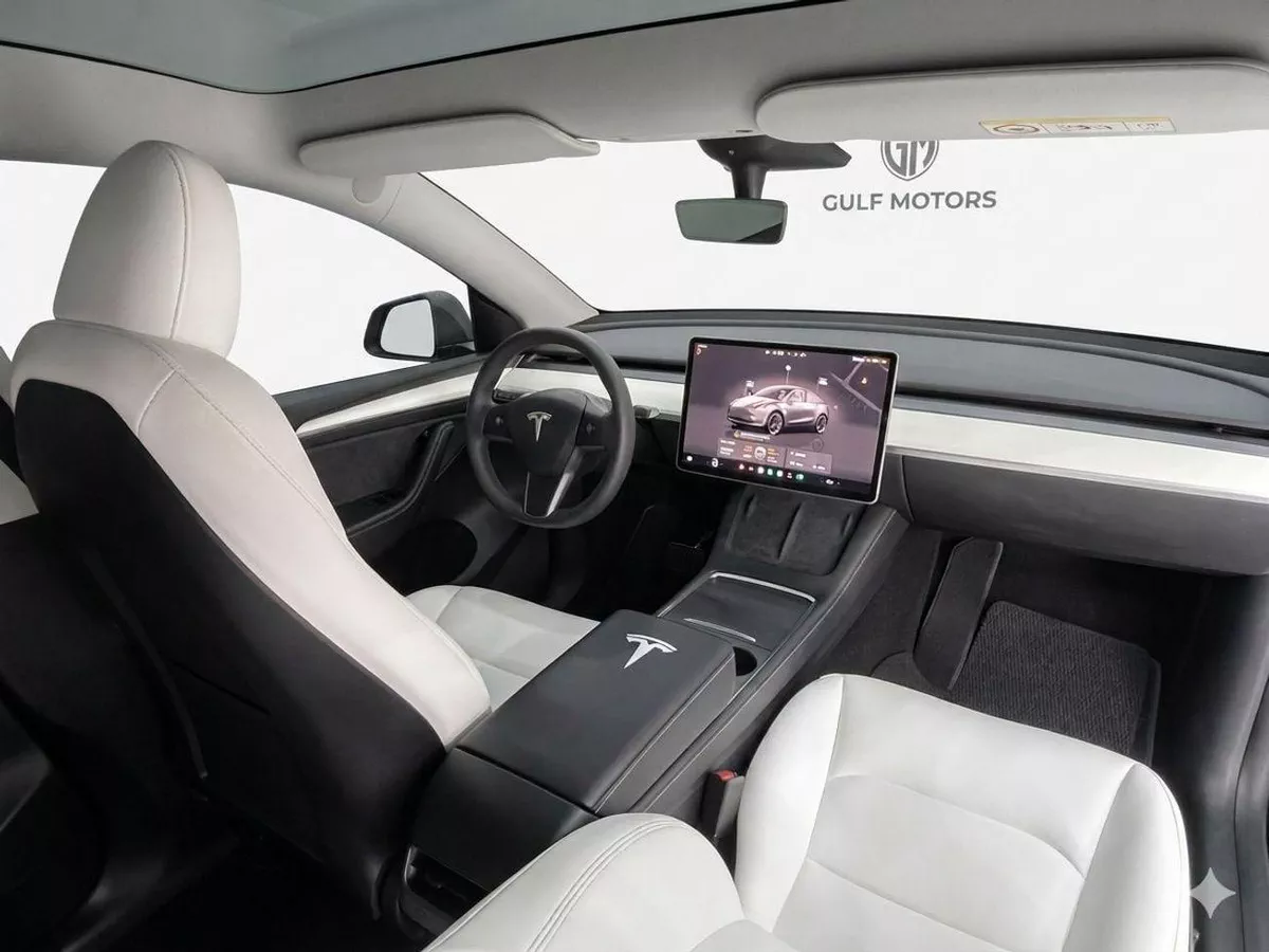 Tesla Model Y LONG RANGE AWD GCC SPECIFICATION -TESLA CENTRE DUBAI-7-0