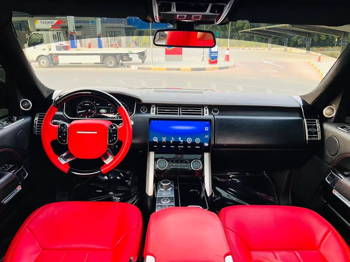 Land Rover Range Rover HSE   GCC-10-0