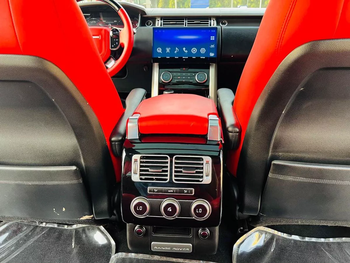 Land Rover Range Rover HSE   GCC-19-0