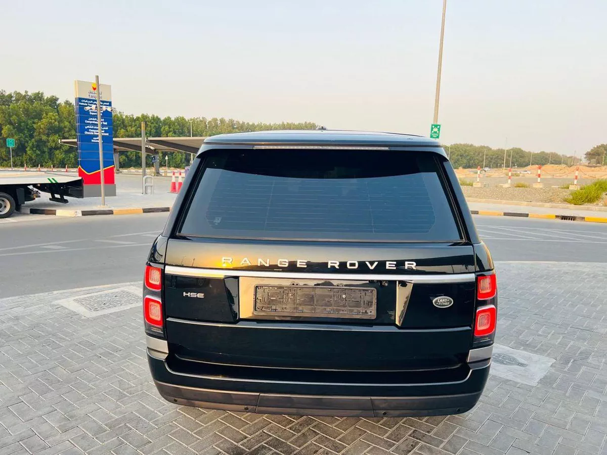 Land Rover Range Rover HSE   GCC-1-0